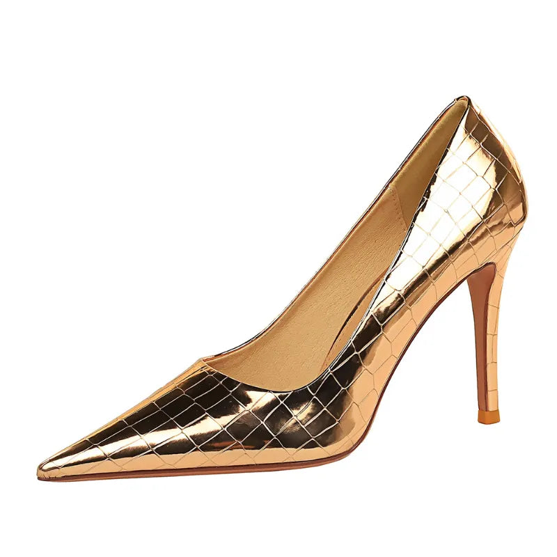 Women's Sexy High Heels with Metal Stone Pattern, Stiletto High Heels – Exquisite Pumps with Pointed Toe for a Timeless Elegance.
